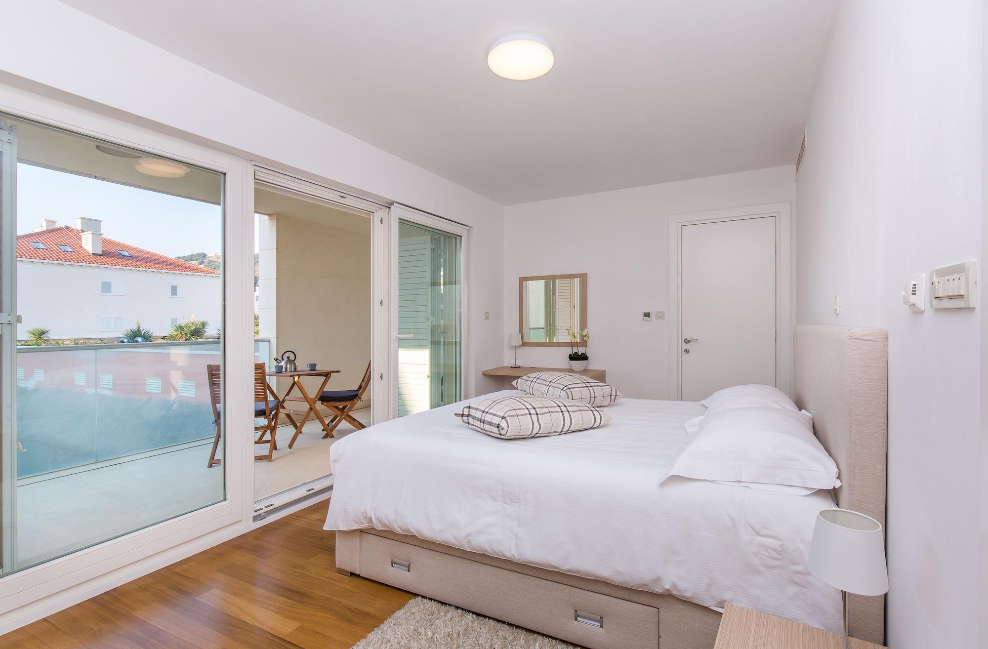 Luxury – L’orangerie *
