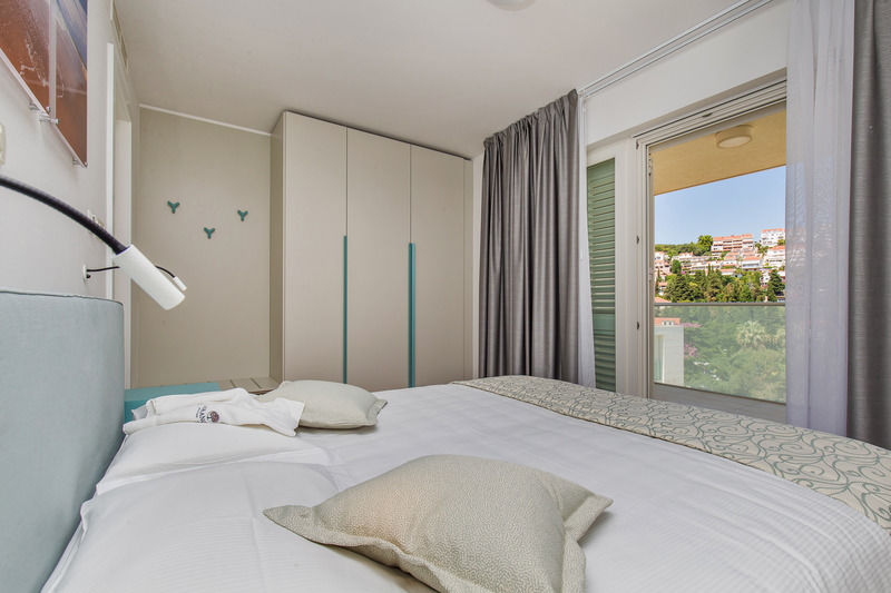 Luxury – L’orangerie *