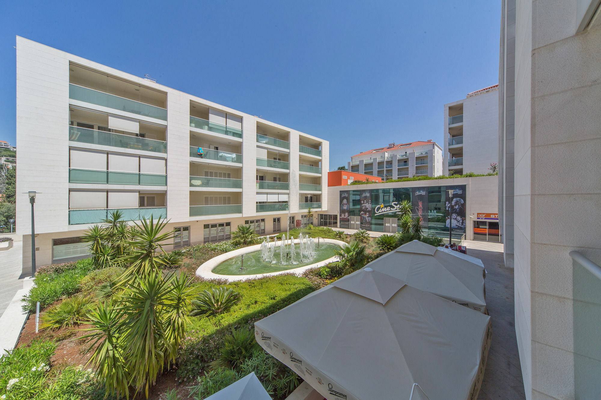 Luxury – L’orangerie