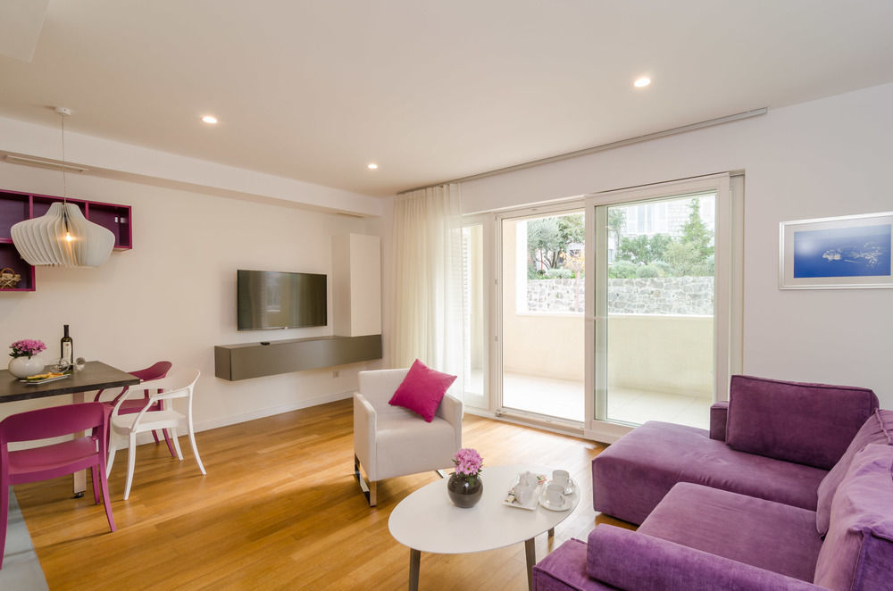 Luxury – L’orangerie Appartement *